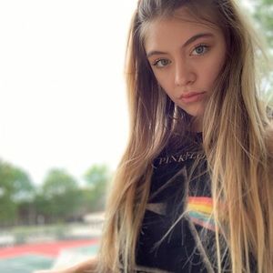 Meet your Posher, Savannah